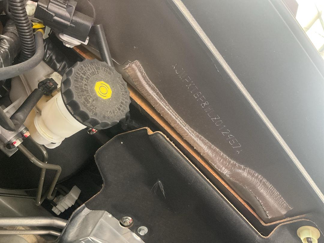 Photo '18' of Mitsubishi Outlander LS