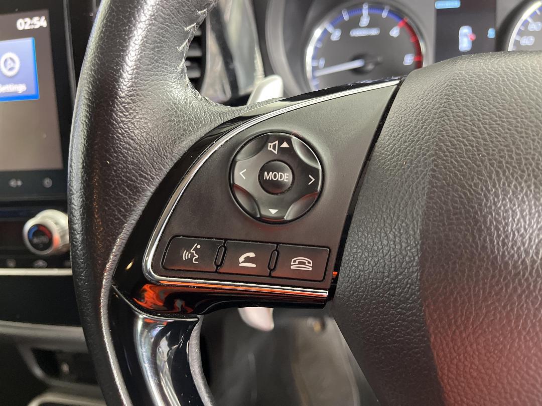 Photo '24' of Mitsubishi Outlander