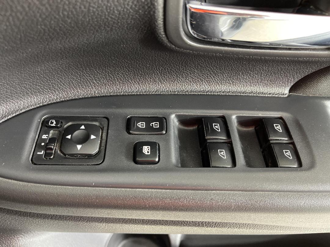 Photo '26' of Mitsubishi Outlander