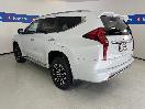 Thumbnail '5' of Mitsubishi Pajero Sport