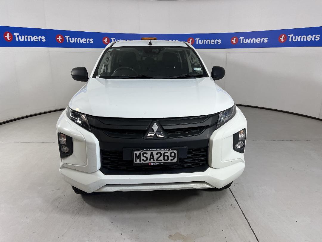 Photo '2' of Mitsubishi Triton Photo '2' of Mitsubishi Triton