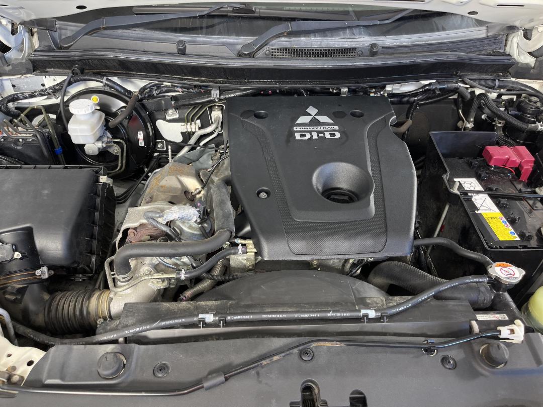 Photo '13' of Mitsubishi Triton Photo '13' of Mitsubishi Triton