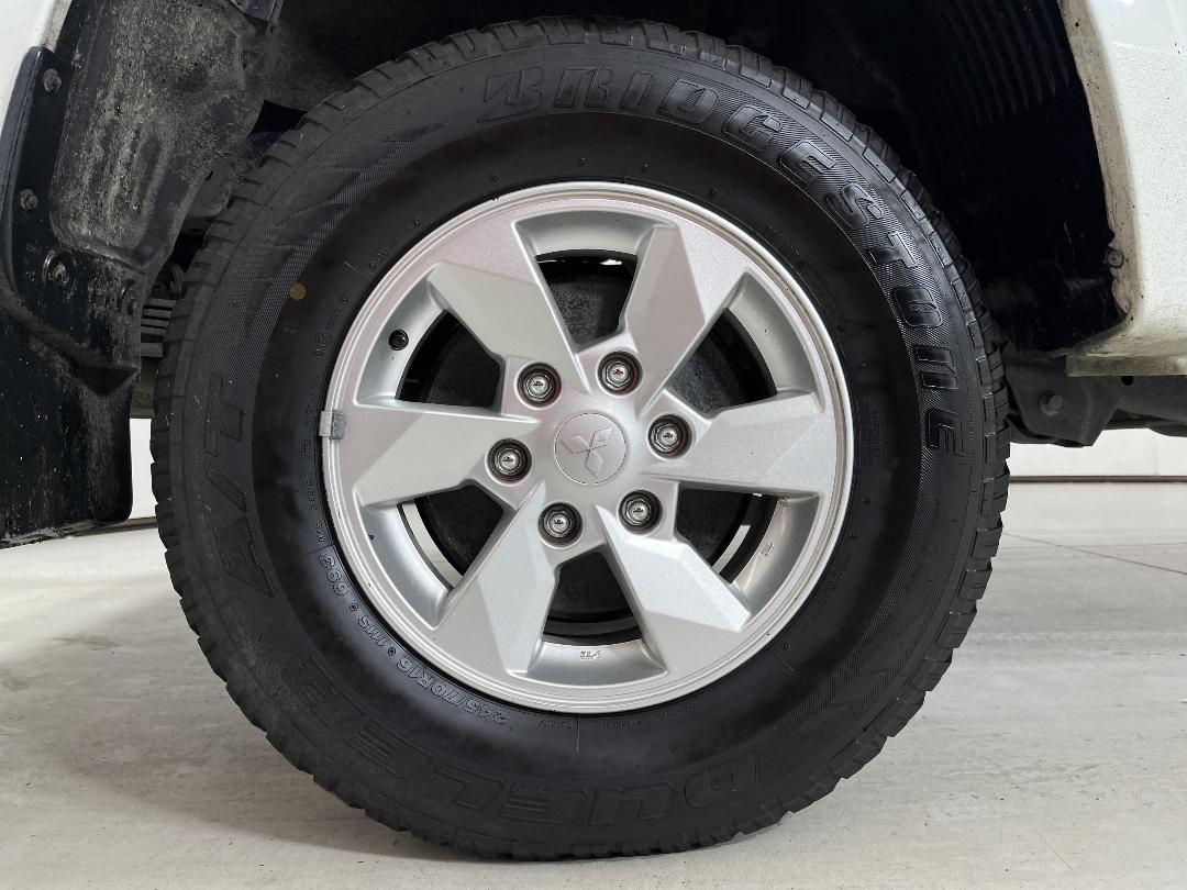 Photo '12' of Mitsubishi Triton Photo '12' of Mitsubishi Triton