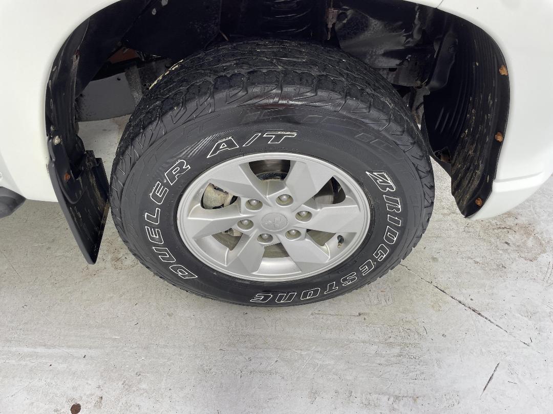 Photo '9' of Mitsubishi Triton