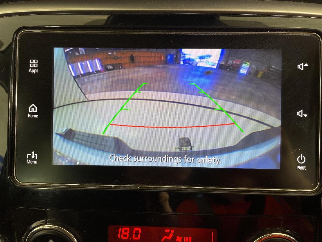 Photo '24' of Mitsubishi Triton