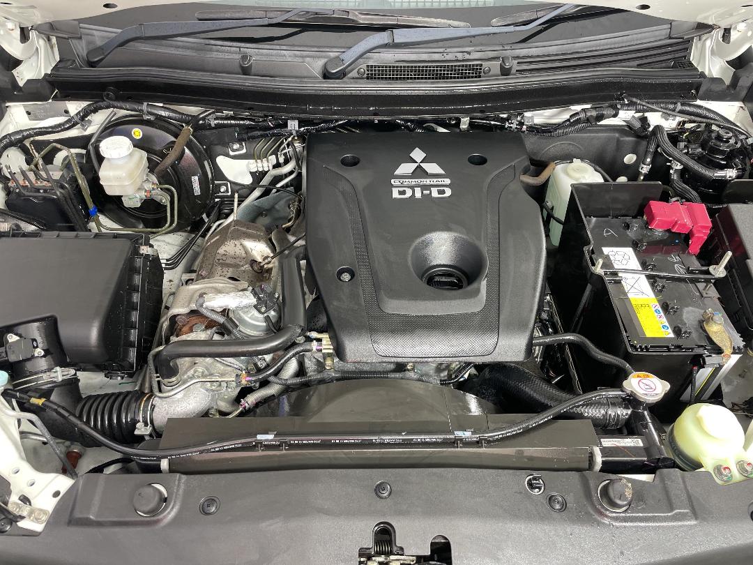 Photo '13' of Mitsubishi Triton Photo '13' of Mitsubishi Triton