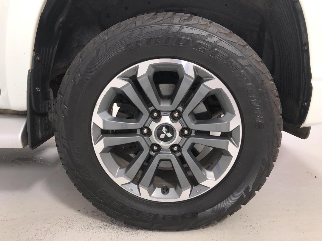 Photo '9' of Mitsubishi Triton Photo '9' of Mitsubishi Triton