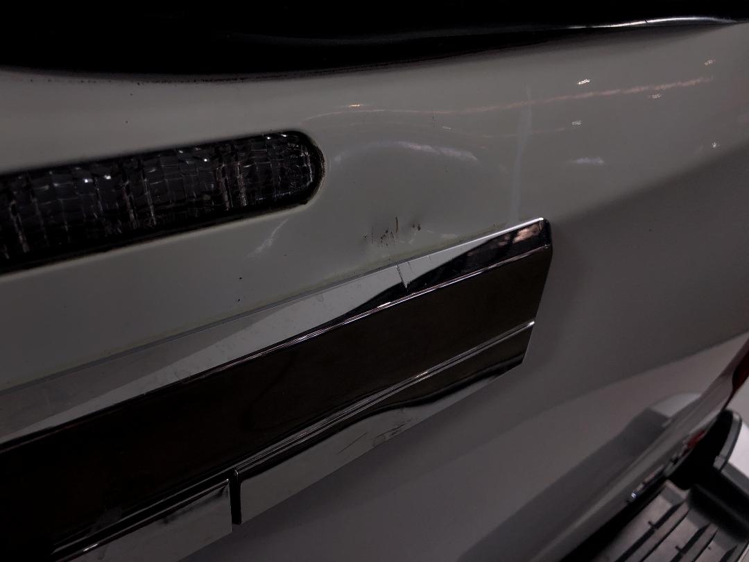 Photo '23' of Mitsubishi Triton