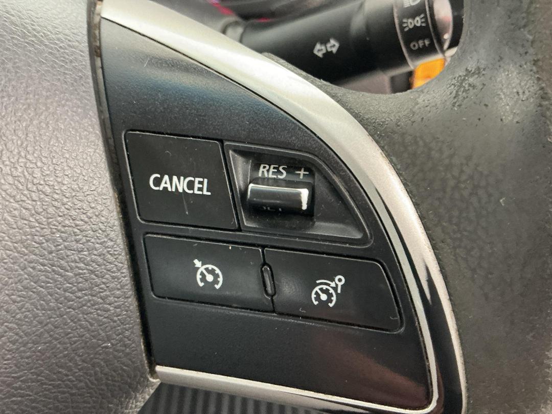 Photo '25' of Mitsubishi Triton