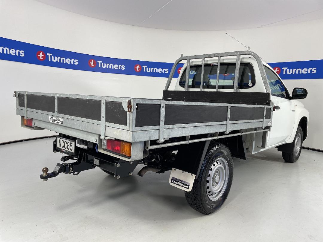 Photo '7' of Mitsubishi Triton