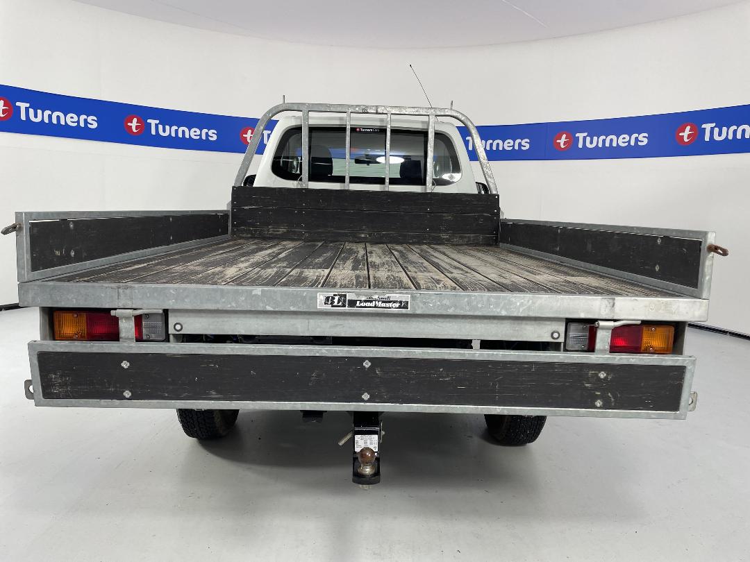 Photo '14' of Mitsubishi Triton