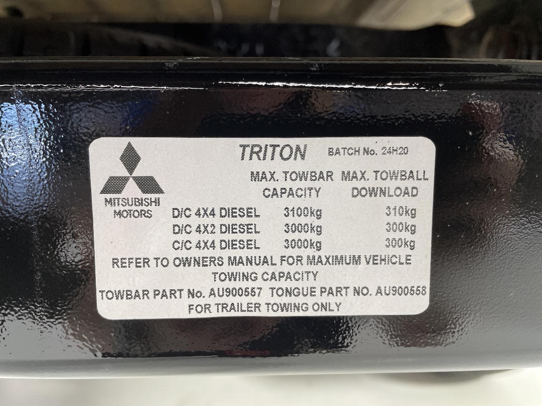 Photo '25' of Mitsubishi Triton