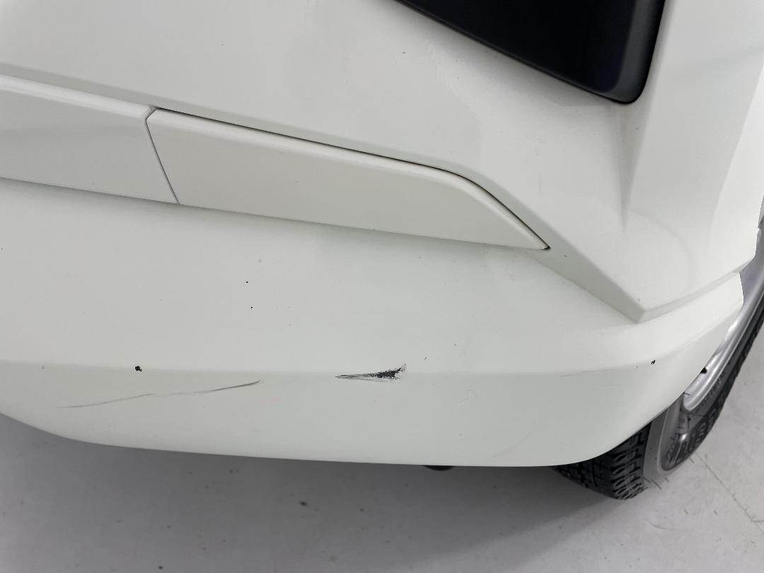 Photo '29' of Mitsubishi Triton