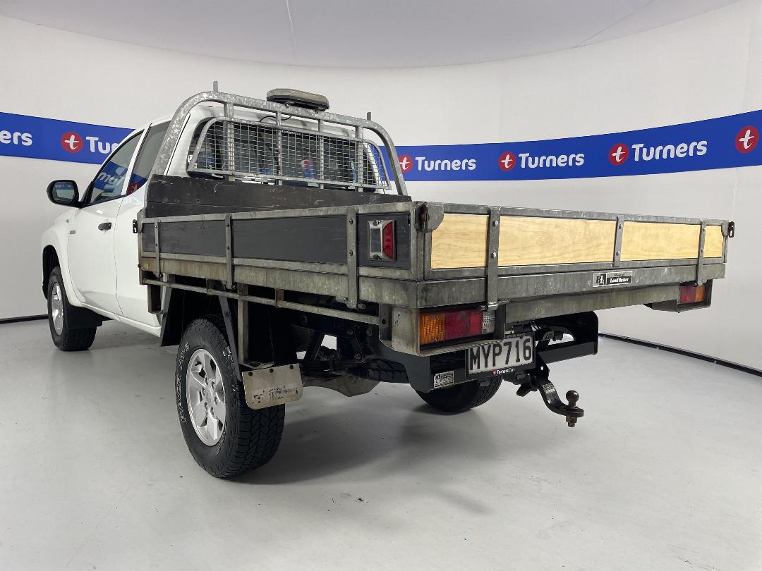 Photo '5' of Mitsubishi Triton