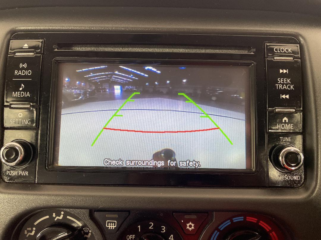 Photo '28' of Mitsubishi Triton