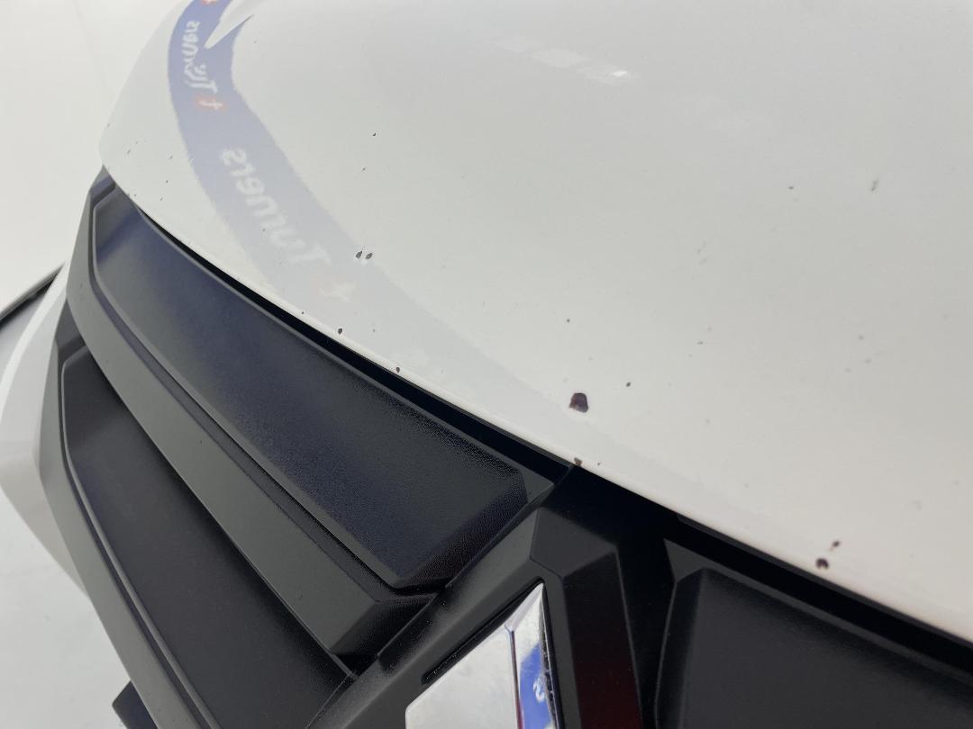 Photo '32' of Mitsubishi Triton