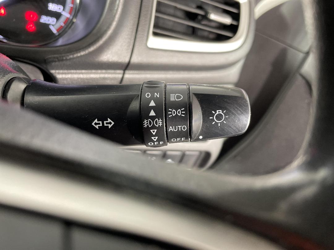 Photo '31' of Mitsubishi Triton