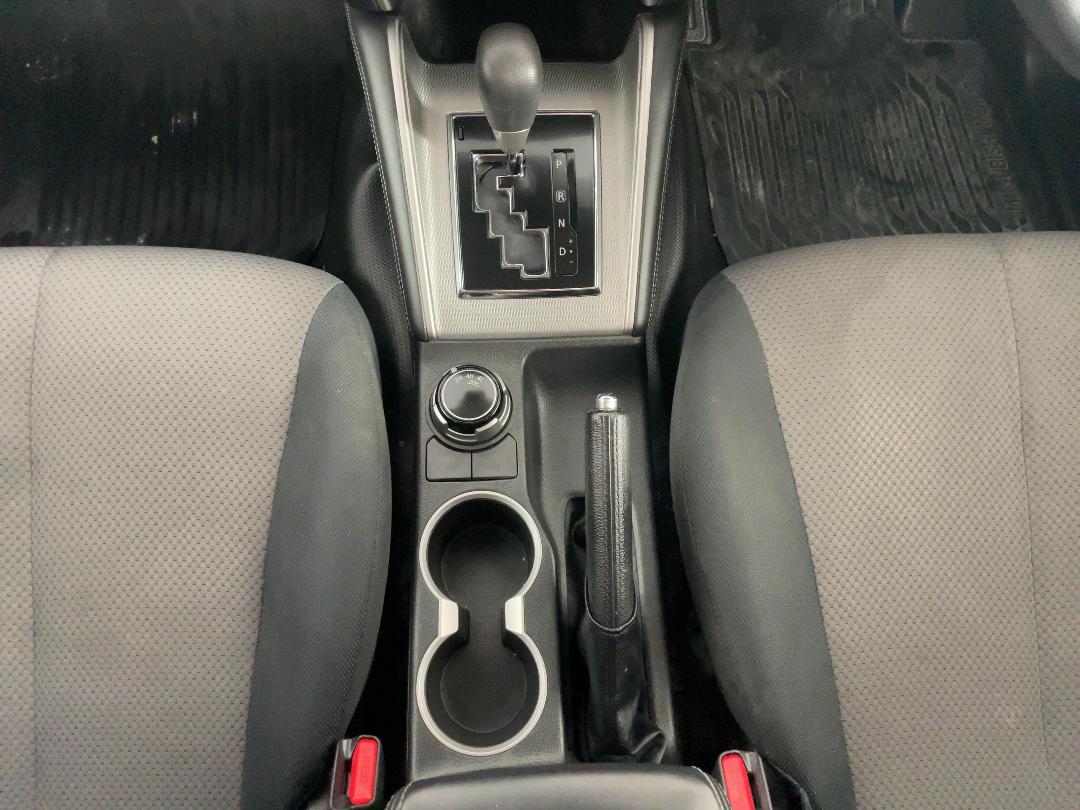 Photo '18' of Mitsubishi Triton