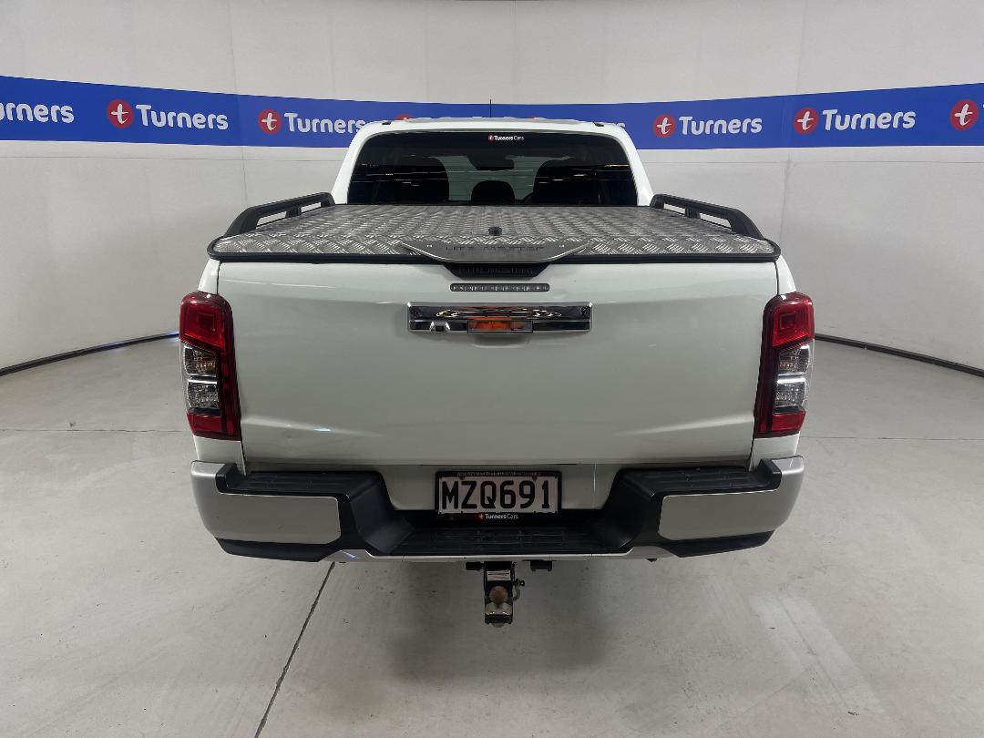 Photo '6' of Mitsubishi Triton