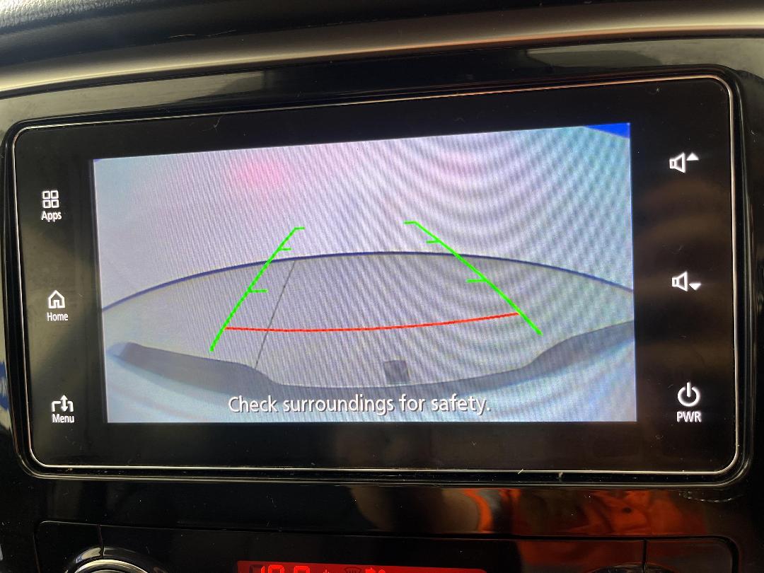 Photo '28' of Mitsubishi Triton