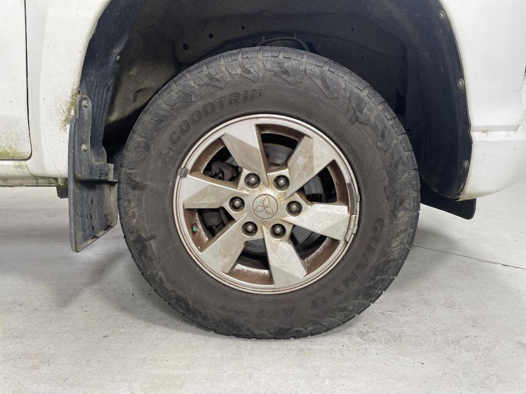 Photo '7' of Mitsubishi Triton DC GLX 4WD 6AT Photo '7' of Mitsubishi Triton DC GLX 4WD 6AT