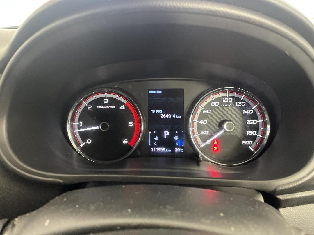 Photo '19' of Mitsubishi Triton DC GLX 4WD 6AT Photo '19' of Mitsubishi Triton DC GLX 4WD 6AT