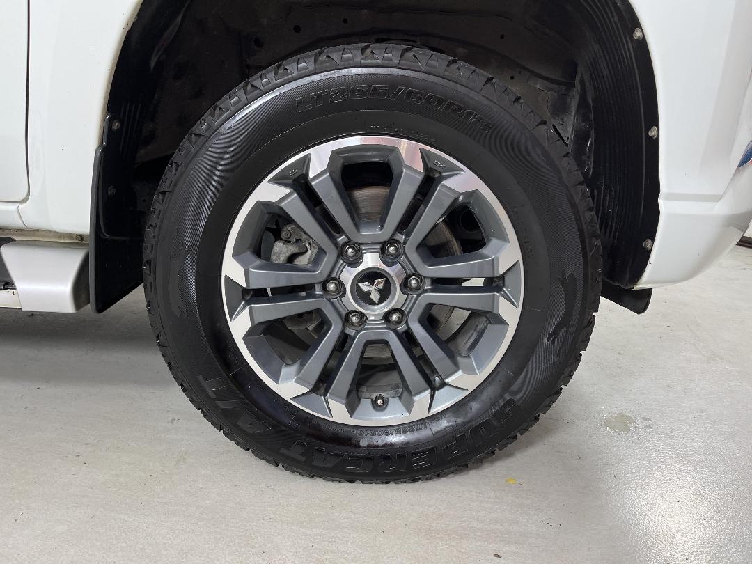 Photo '9' of Mitsubishi Triton Photo '9' of Mitsubishi Triton