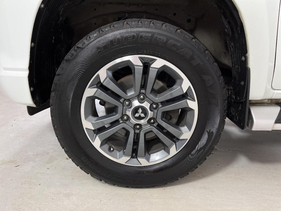 Photo '10' of Mitsubishi Triton Photo '10' of Mitsubishi Triton