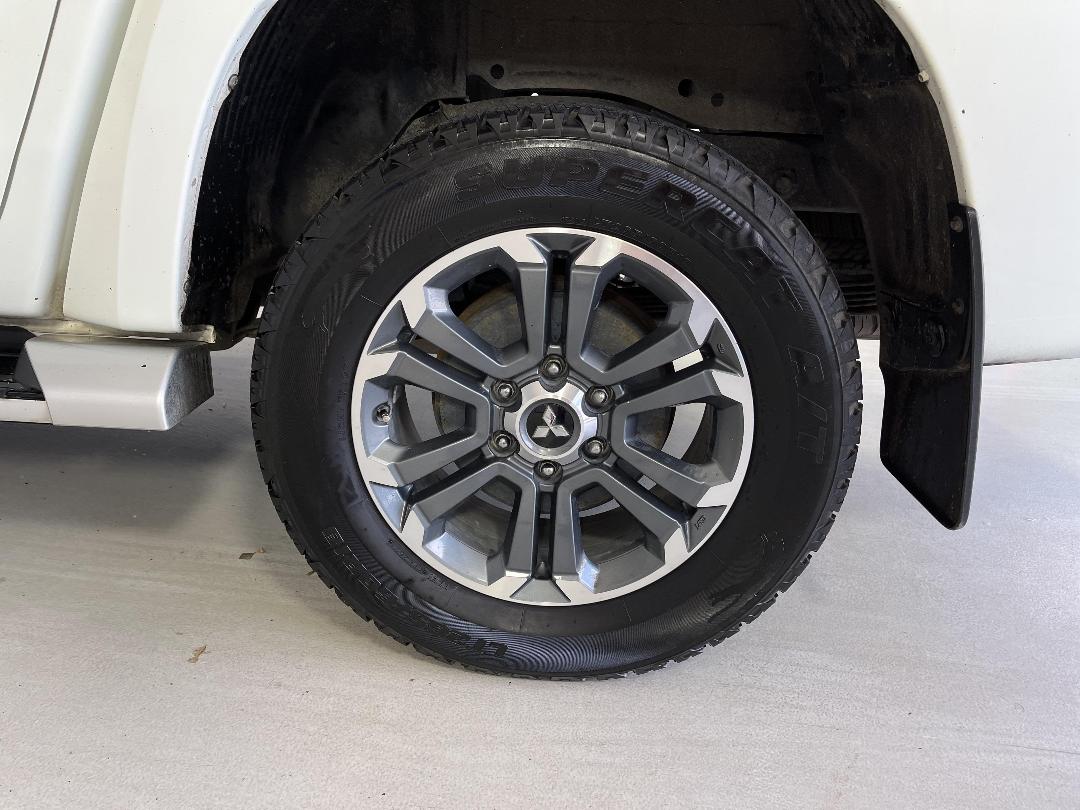 Photo '11' of Mitsubishi Triton Photo '11' of Mitsubishi Triton