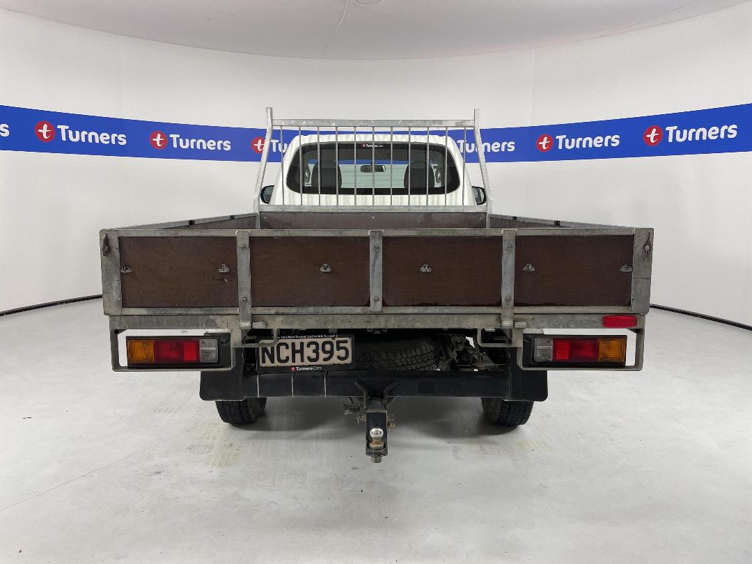 Photo '6' of Mitsubishi Triton