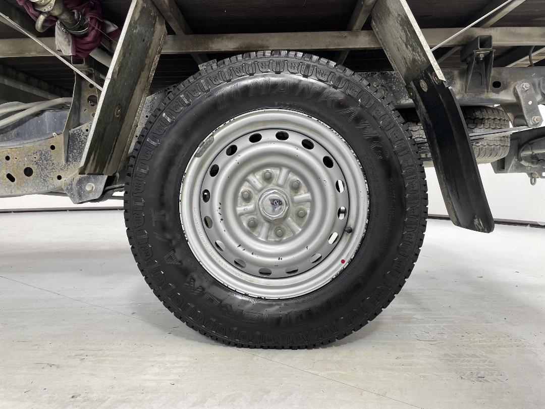 Photo '11' of Mitsubishi Triton