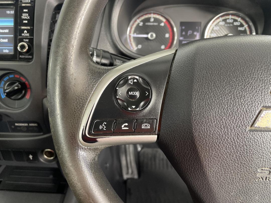 Photo '21' of Mitsubishi Triton