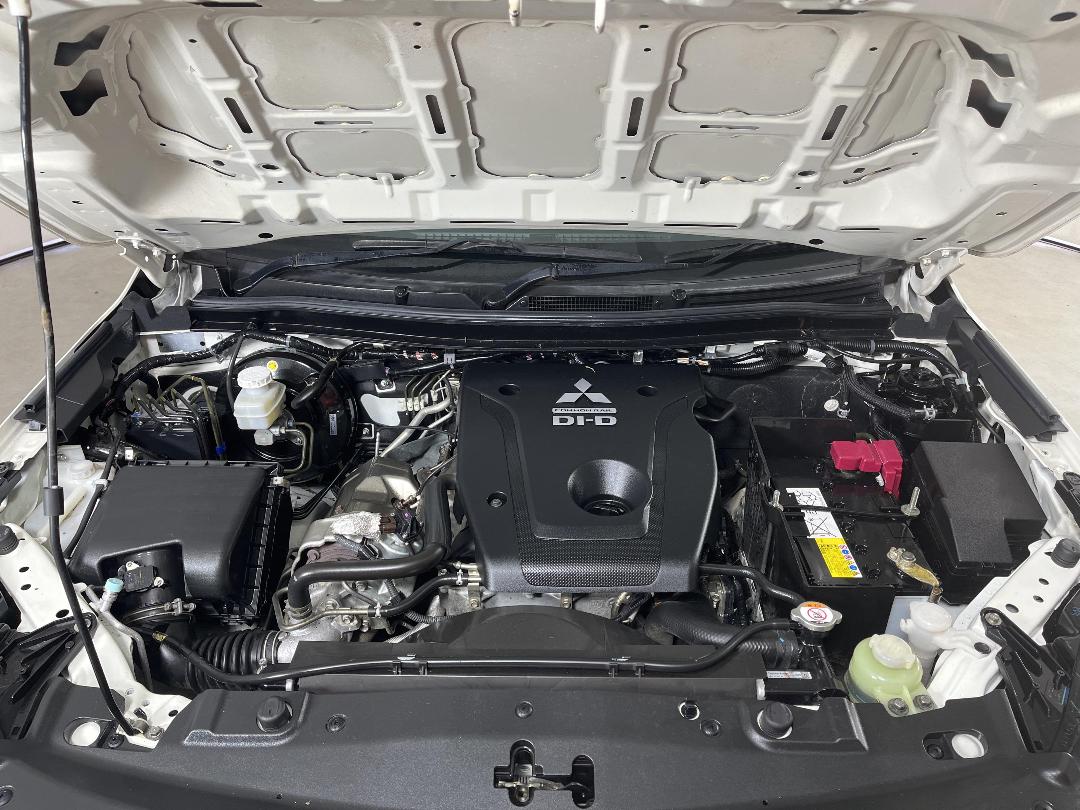 Photo '13' of Mitsubishi Triton Photo '13' of Mitsubishi Triton