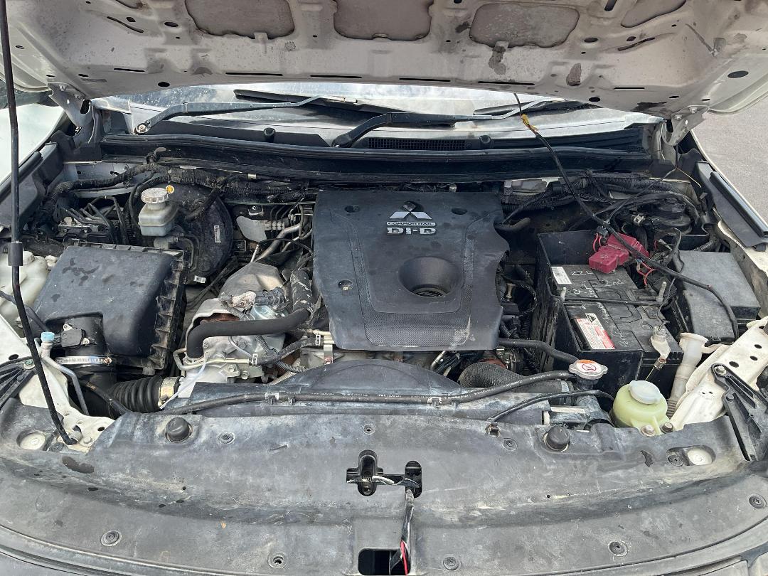 Photo '9' of Mitsubishi Triton DC Glxr 6AT