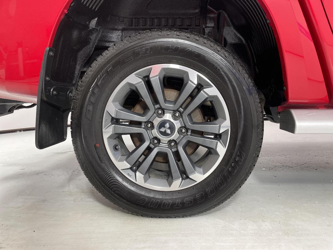 Photo '12' of Mitsubishi Triton Photo '12' of Mitsubishi Triton