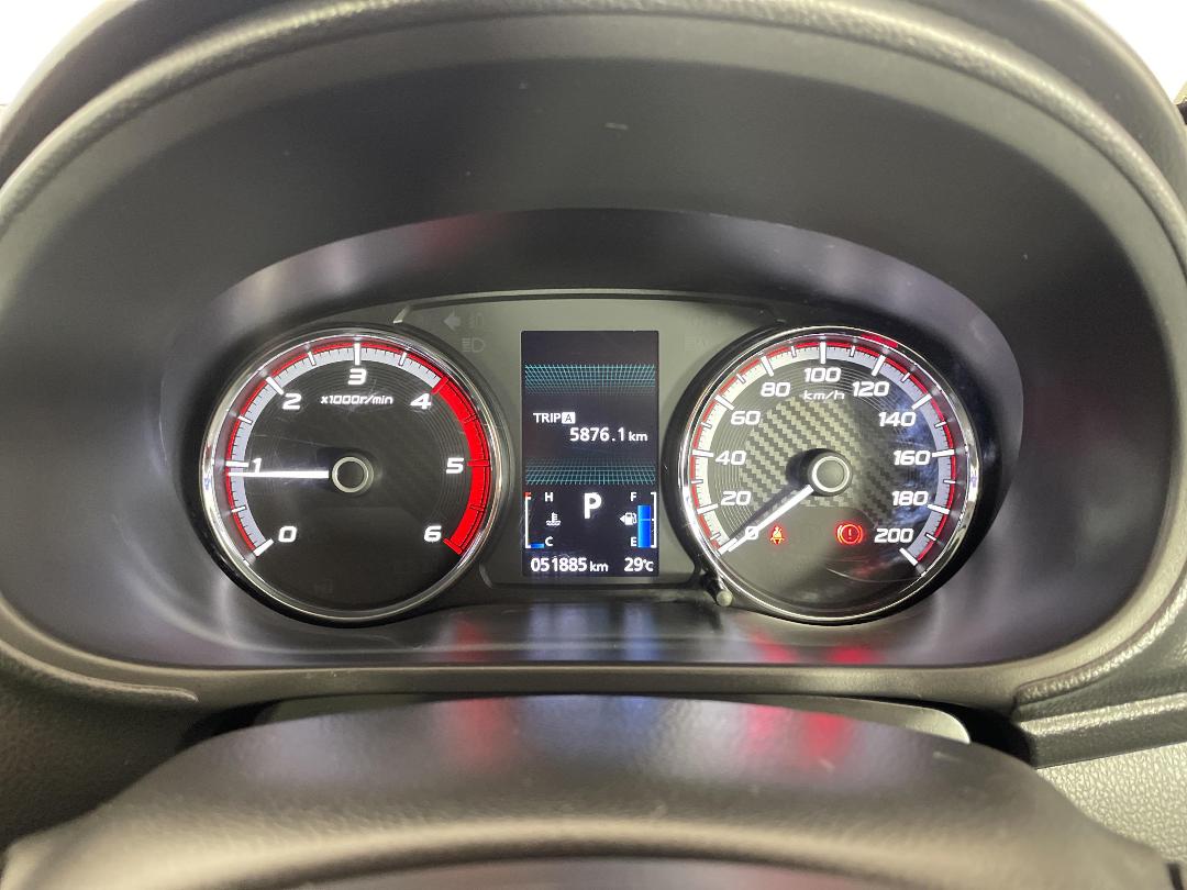 Photo '21' of Mitsubishi Triton Photo '21' of Mitsubishi Triton