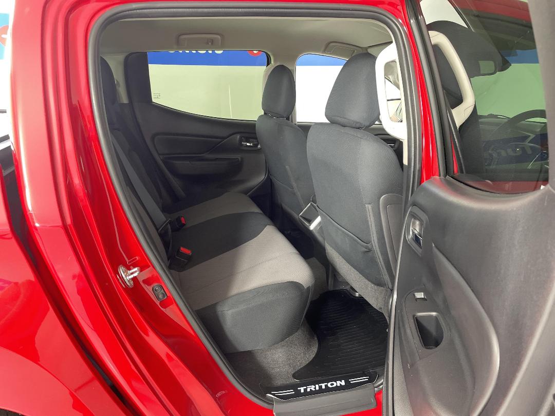 Photo '20' of Mitsubishi Triton Photo '20' of Mitsubishi Triton
