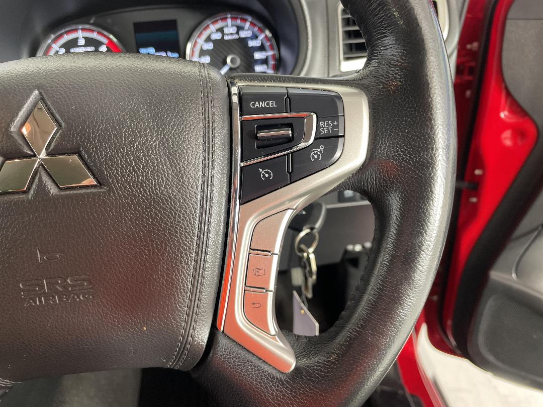 Photo '24' of Mitsubishi Triton Photo '24' of Mitsubishi Triton