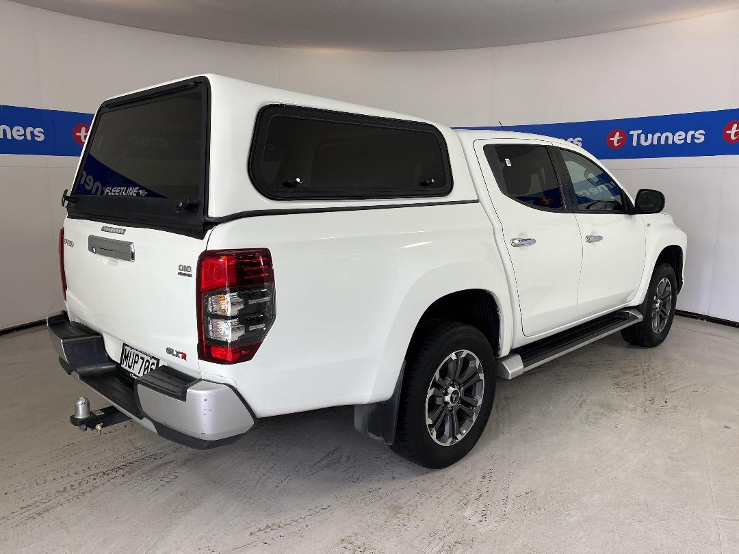 Photo '7' of Mitsubishi Triton