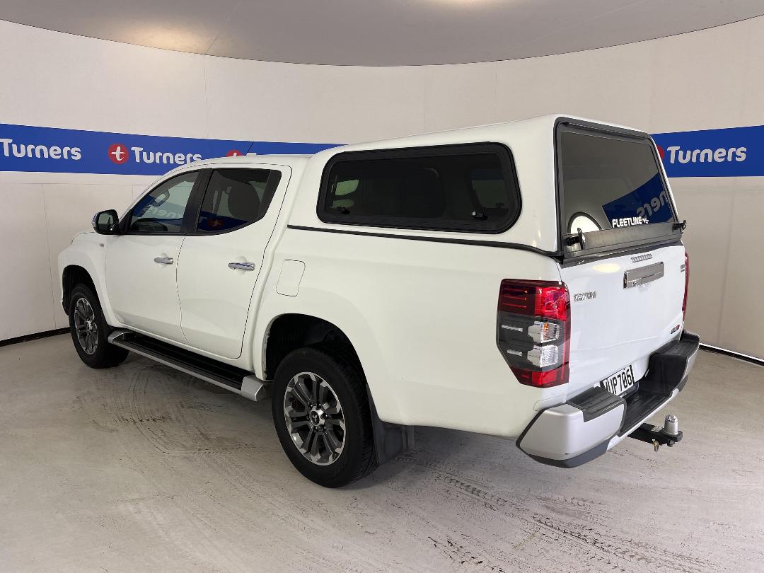 Photo '5' of Mitsubishi Triton