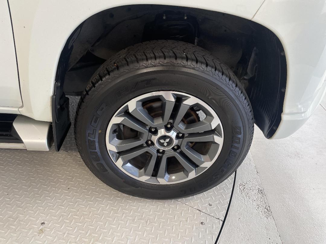 Photo '9' of Mitsubishi Triton Photo '9' of Mitsubishi Triton