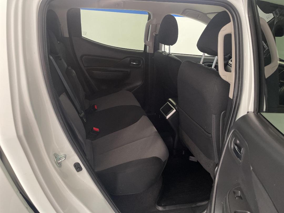 Photo '20' of Mitsubishi Triton Photo '20' of Mitsubishi Triton