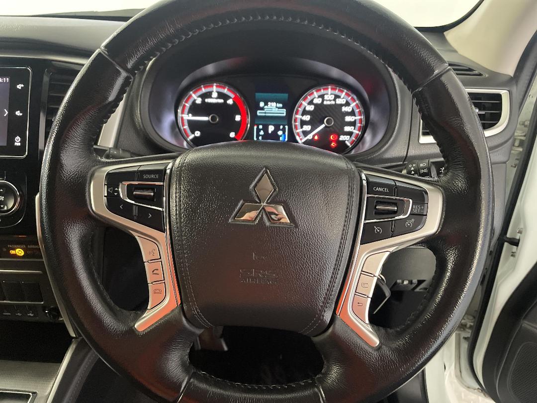 Photo '28' of Mitsubishi Triton Photo '28' of Mitsubishi Triton