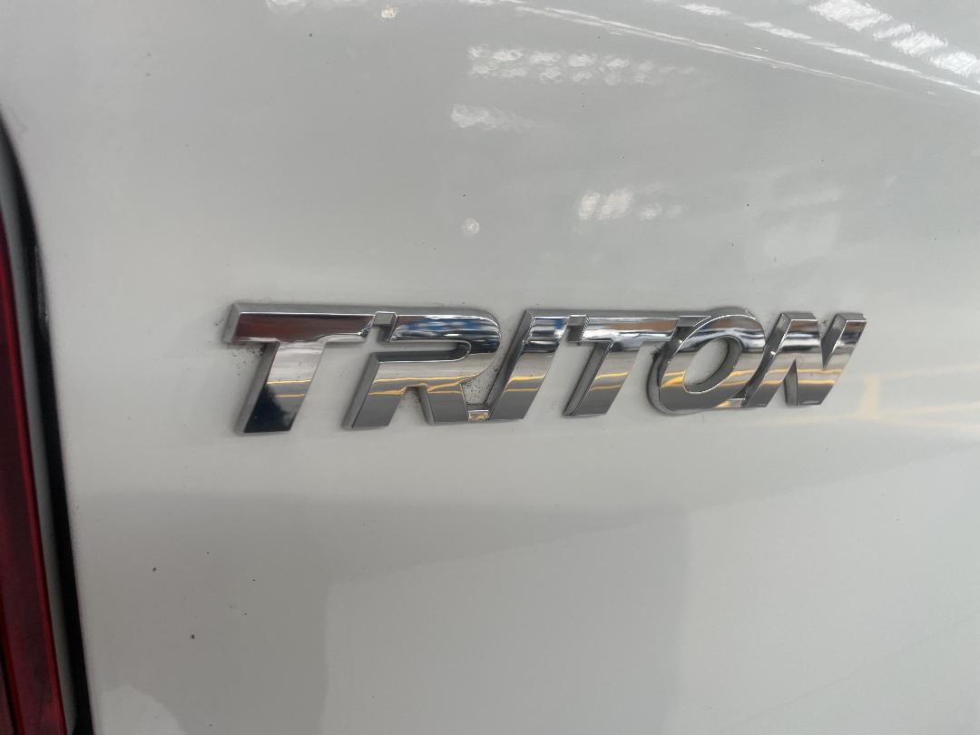 Photo '35' of Mitsubishi Triton Photo '35' of Mitsubishi Triton
