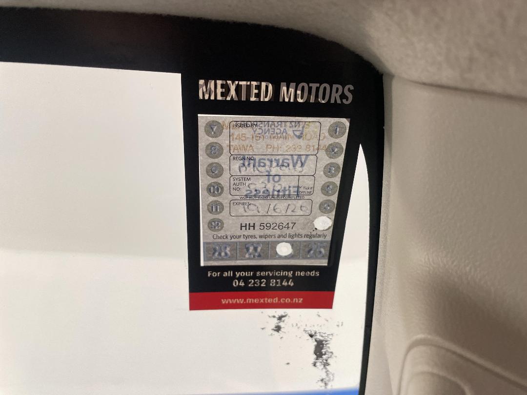 Photo '34' of Mitsubishi Triton