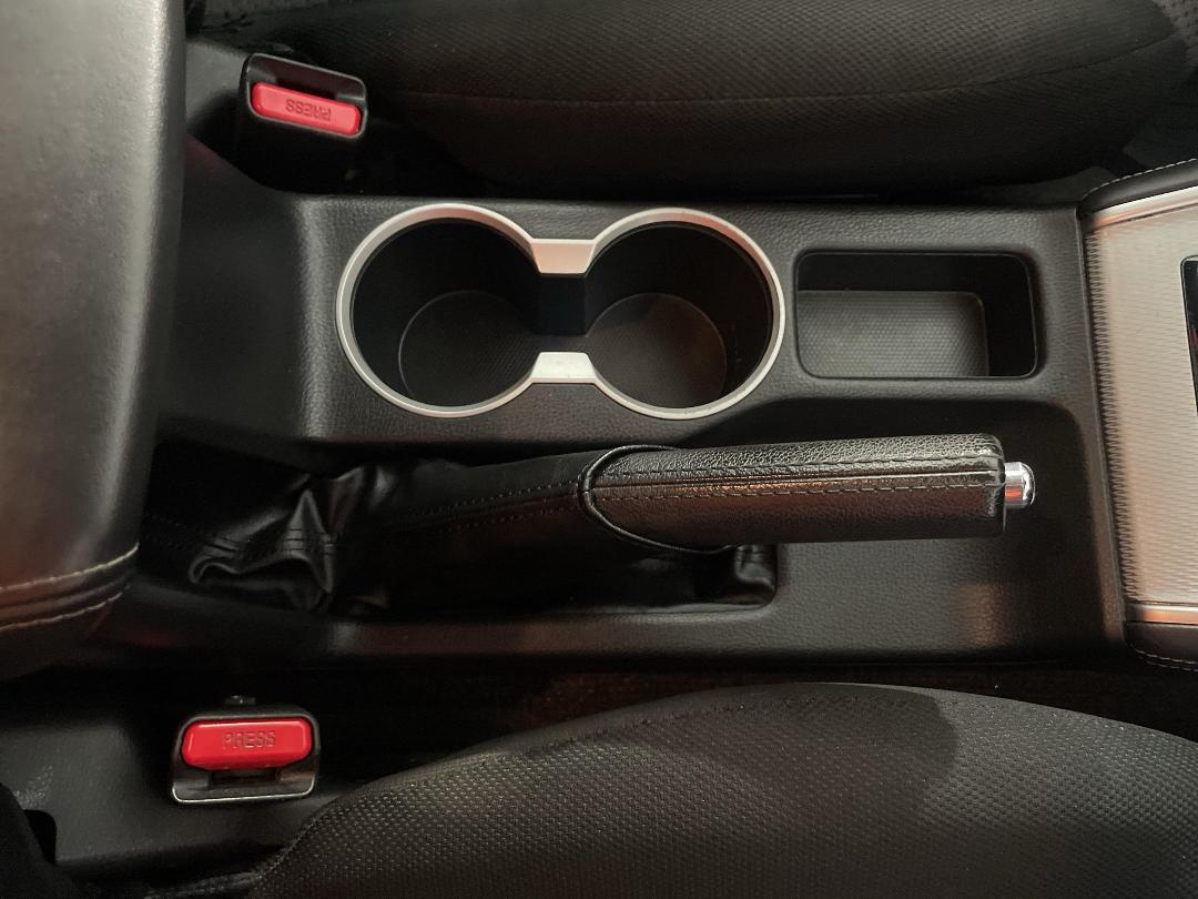 Photo '33' of Mitsubishi Triton