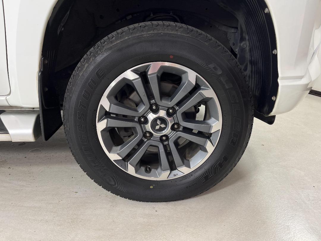 Photo '9' of Mitsubishi Triton Photo '9' of Mitsubishi Triton