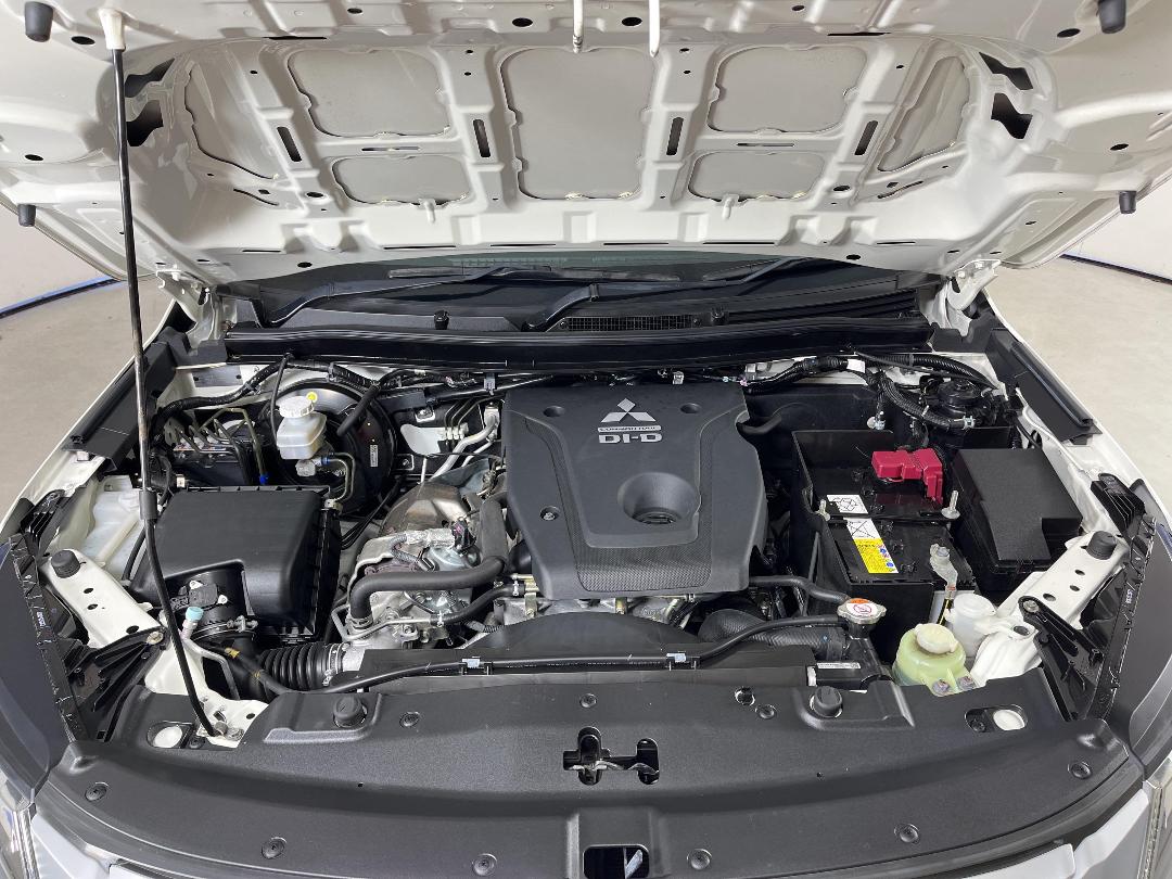 Photo '13' of Mitsubishi Triton Photo '13' of Mitsubishi Triton