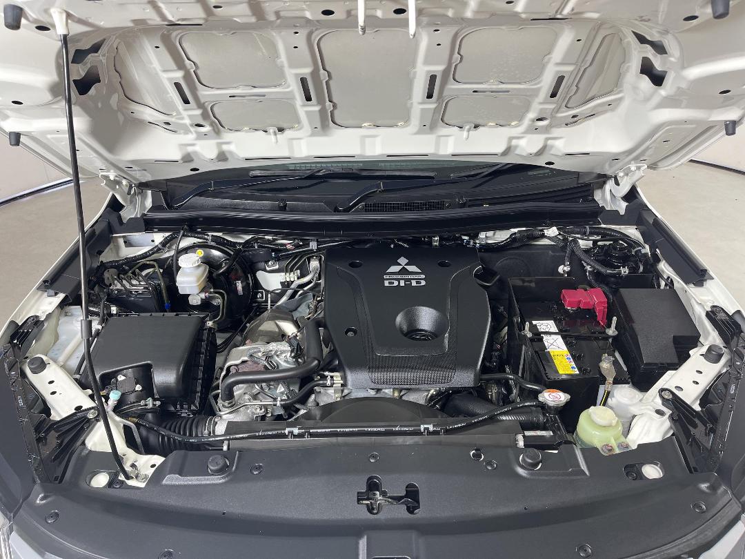 Photo '13' of Mitsubishi Triton Photo '13' of Mitsubishi Triton