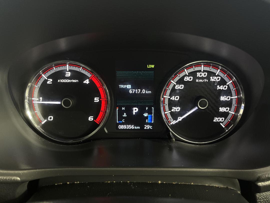 Photo '21' of Mitsubishi Triton Photo '21' of Mitsubishi Triton